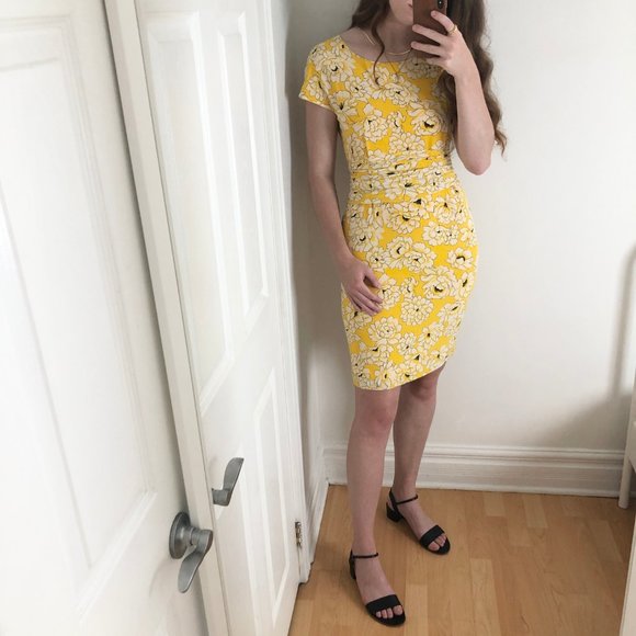 Vintage Genny 100% Silk Yellow Floral Dress Italy - Picture 11 of 11